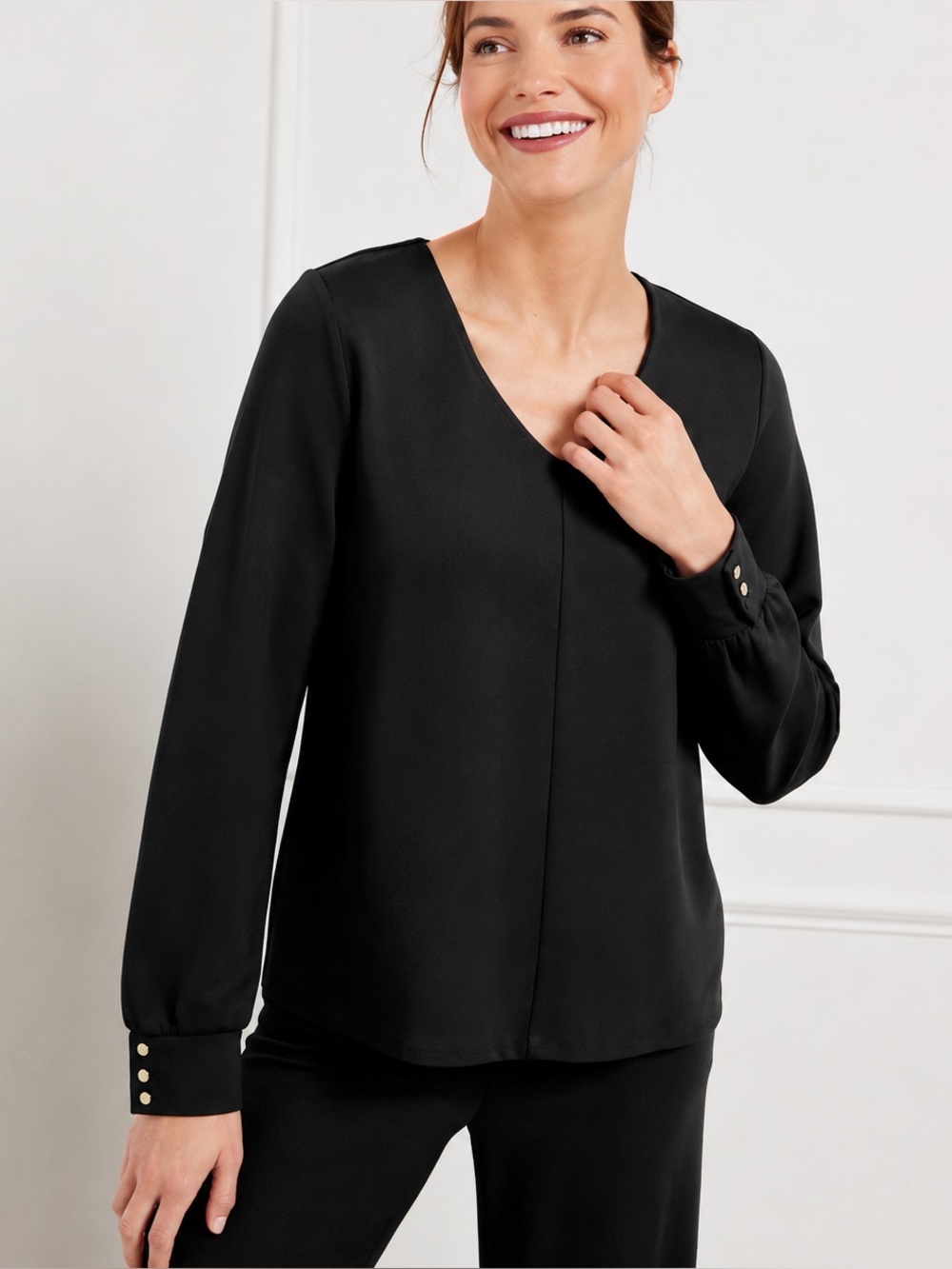Talbots Effortless Ultraknit V-Neck Swing Top NWT‎